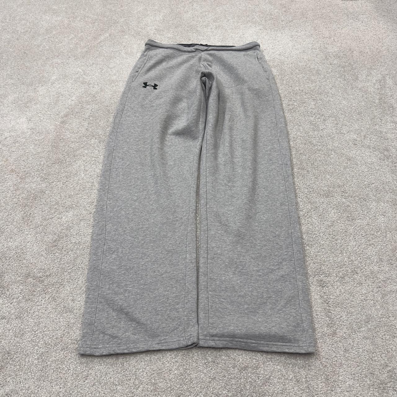 Under armour grey joggers loose leg large y2k Loose casual 2000s style jogging bottoms