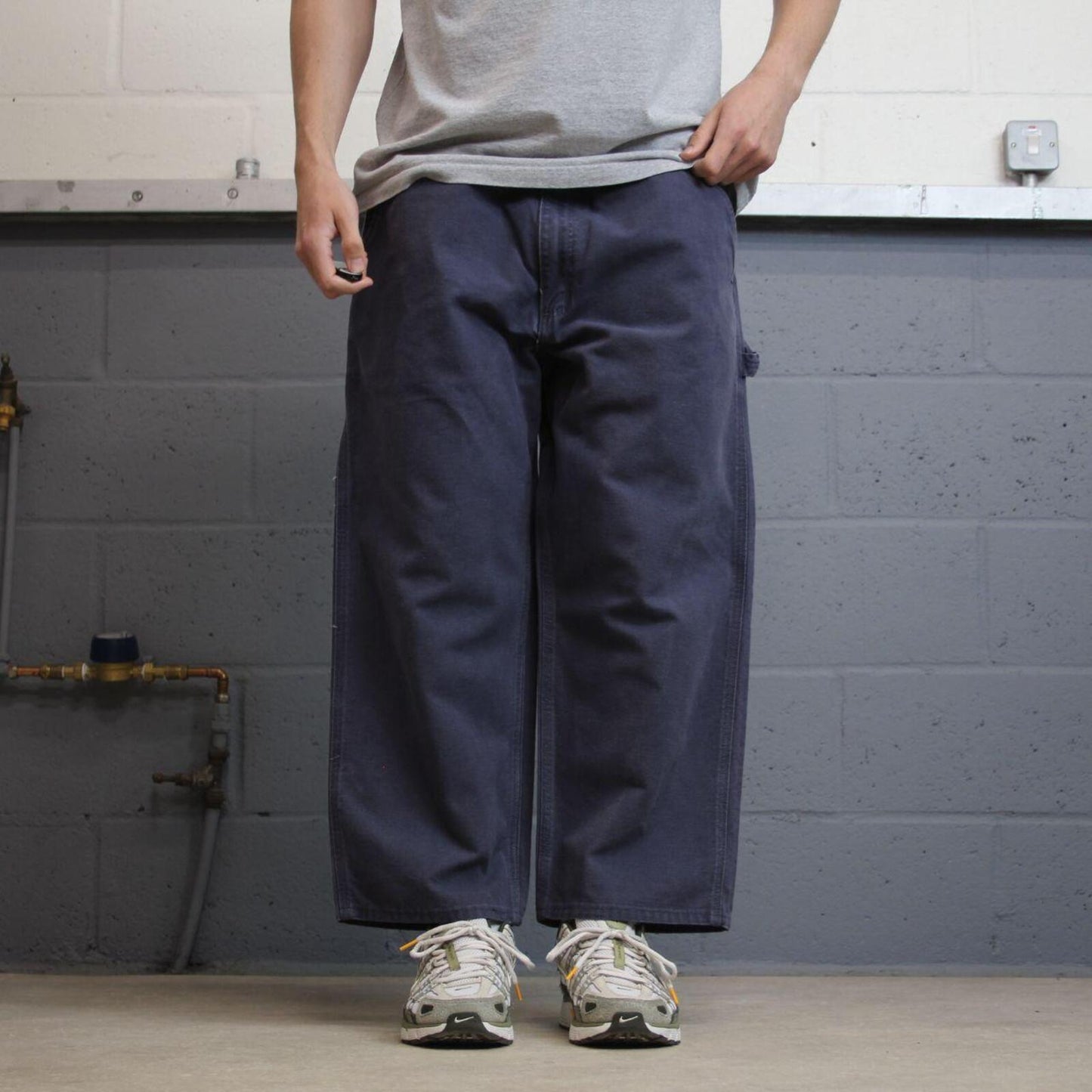 Carhartt carpenter jeans wide leg navy Loose leg skate style carpenter work pants