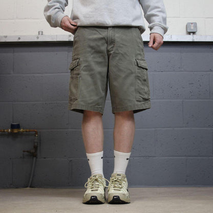 Carhartt cargo shorts loose canvas green Canvasy relaxed fit skate style shorts