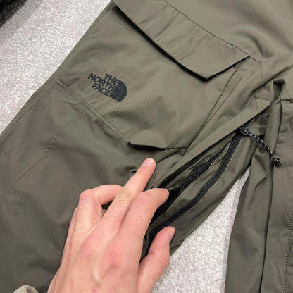 North Face ski pants salopettes L men's y2k green adjustable TNF snow trousers skiing