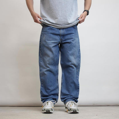 Blue vintage Carhartt jeans W40 L32 Loose traditional fit thick denim work jeans