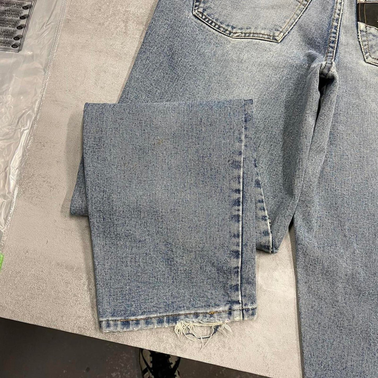 Blue embroidered Pepe Jeans W34L32 y2k style designer denim