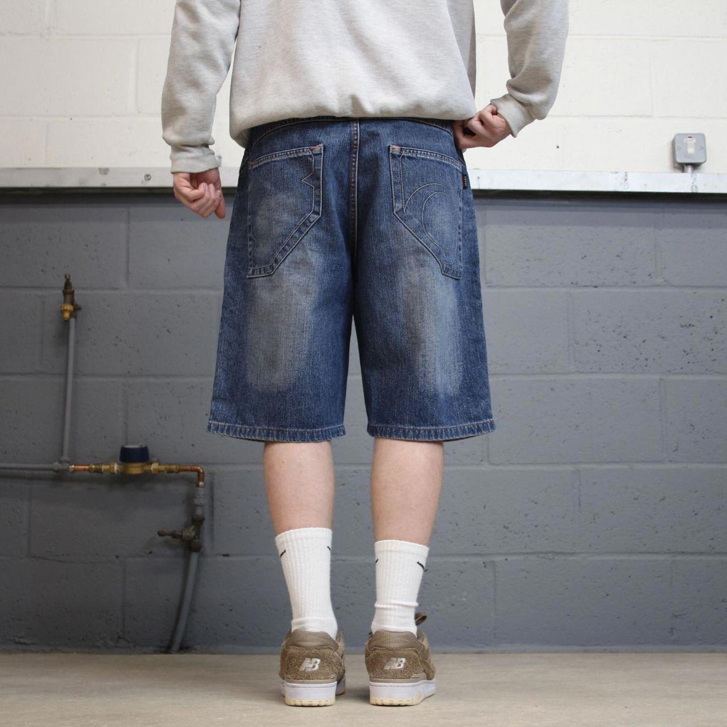 Vintage Y2k baggy shorts skater style blue Wide leg WBJ denim summer festival jorts