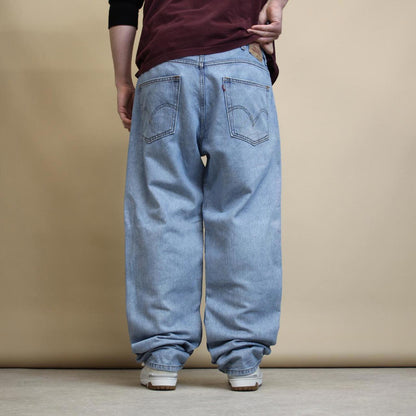 Blue Levi's 550 jeans W38L32