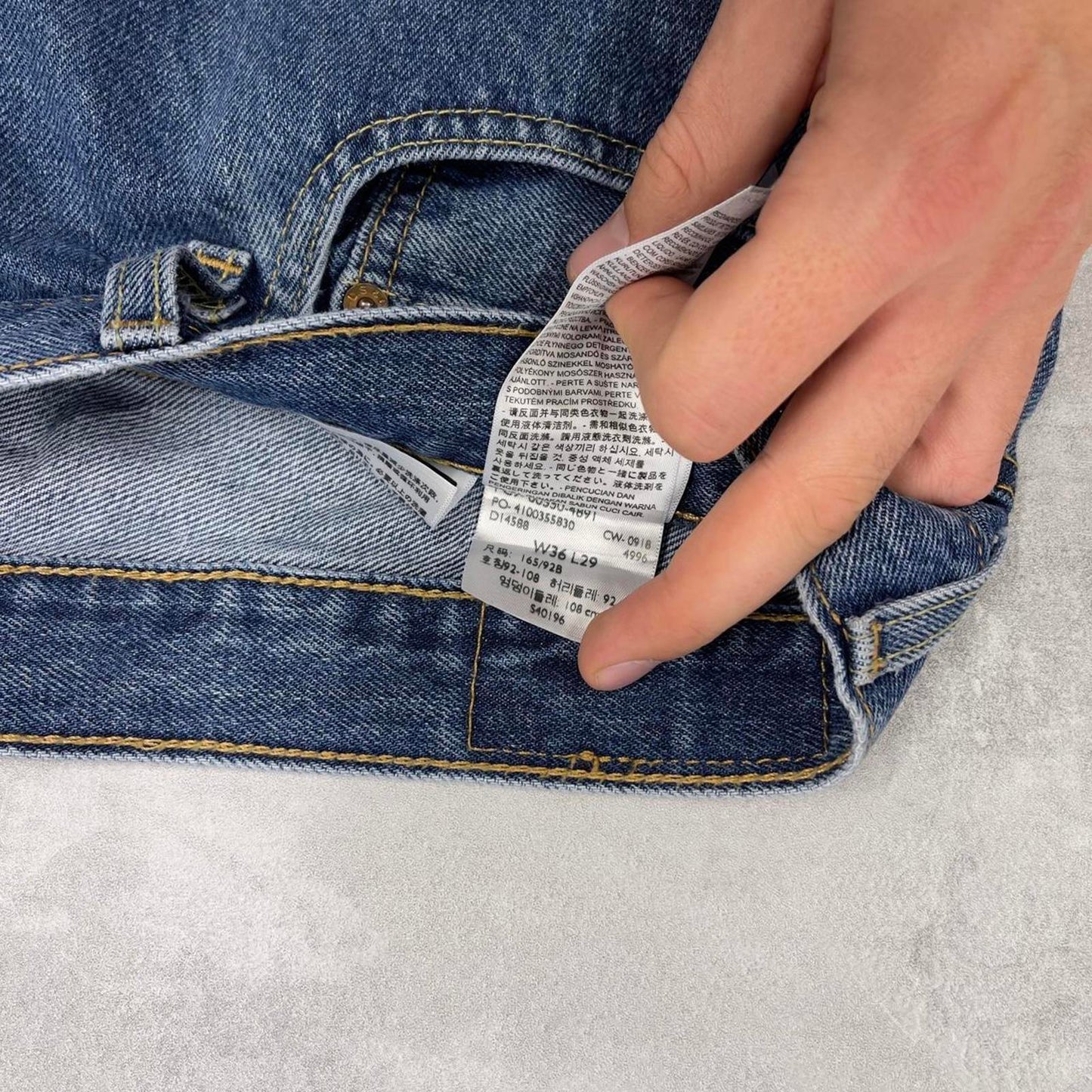 Baggy Levis 550 jeans W36 L29 blue loose 90s relaxed style skater jeans red tab logo