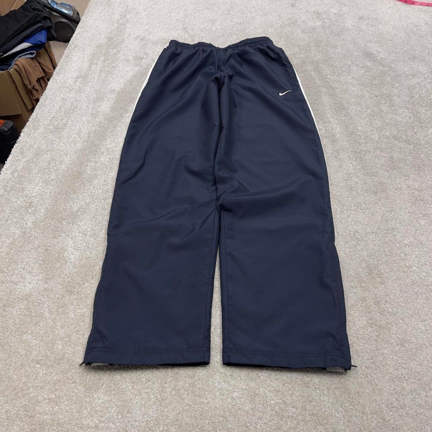 Navy Baggy Nike tracksuit bottoms Small mens loose y2k joggers swoosh logo trackies sporty style