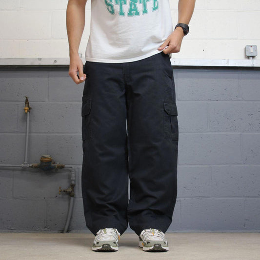 Dickies cargo trousers W38L30 black loose chino style skater cargo pants