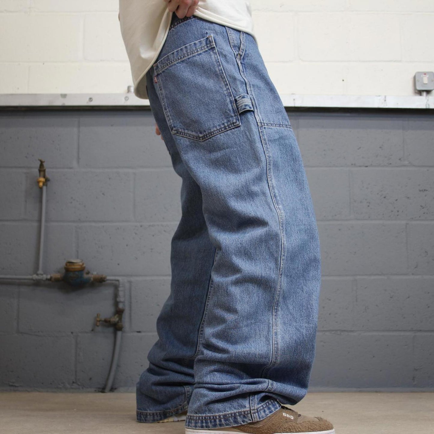 Vintage baggy Levi's Dry Goods carpenter jeans W32L36 1990s blue skater thick denim cargos paper tag