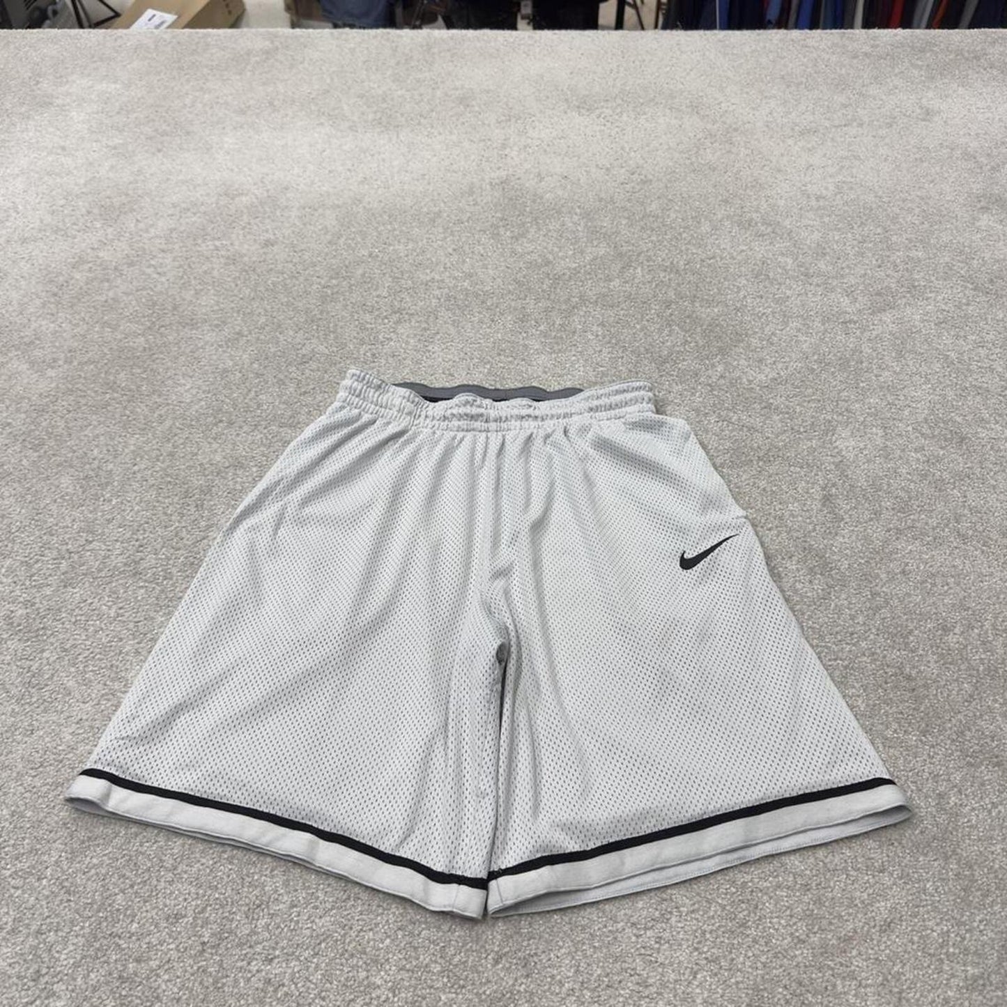 Loose Nike sports shorts y2k grey Basketball style comfy loose floaty summer gym shorts