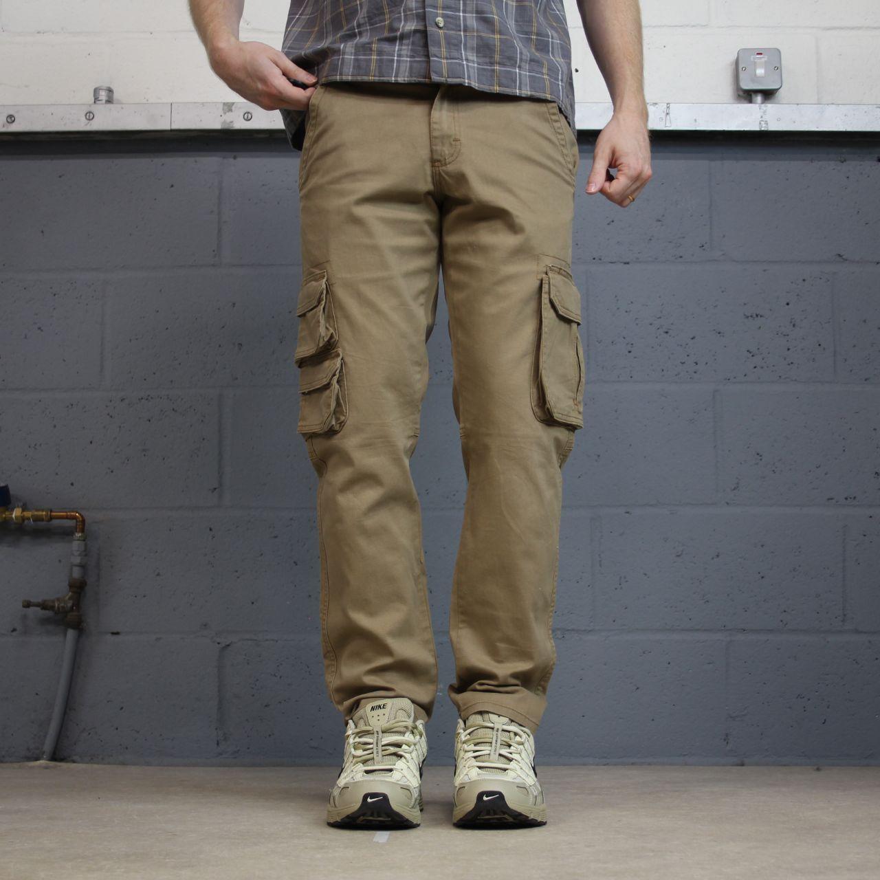 Wrangler cargo pants y2k khaki W30L30 Regular taper fit skater work pants