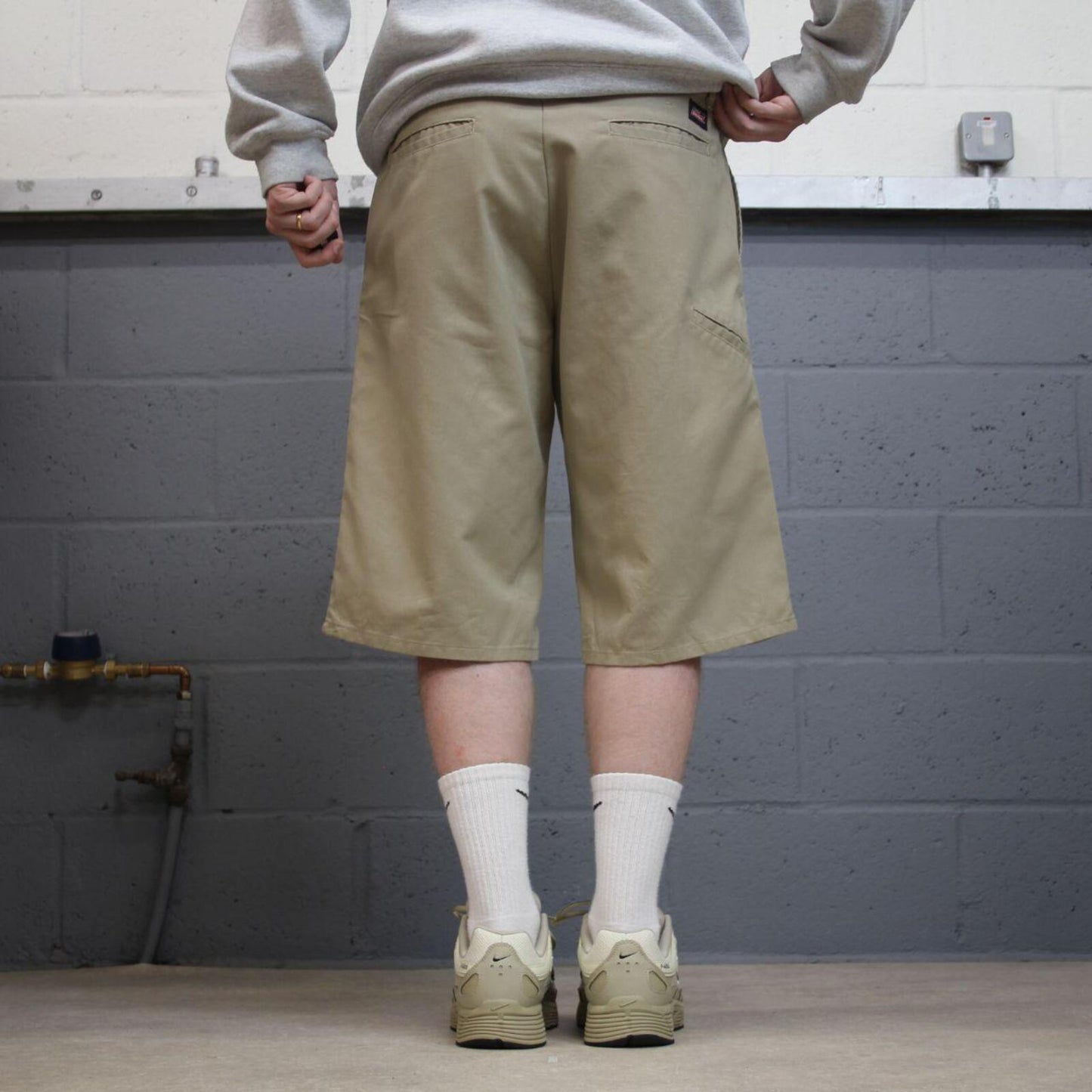 Dickies carpenter shorts long leg khaki Twill chino skater style shorts loose long leg