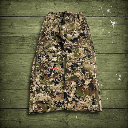 Sitka Goretex waterproof pants camo women’s L khaki Camouflage hiking outdoors rain trousers