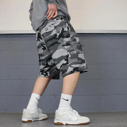 Y2K Camo cargo shorts W38 Eckō Unltd Loose hip hop cargo shorts