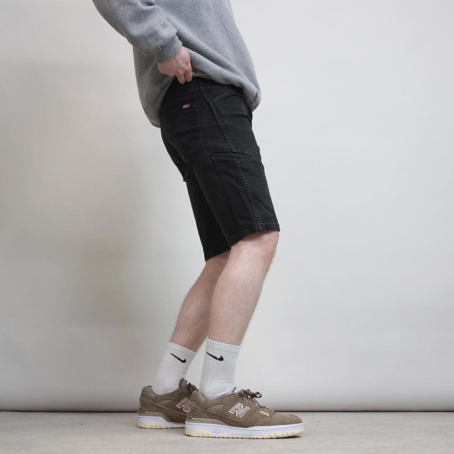 Mens BLACK Dickies carpenter jorts W30