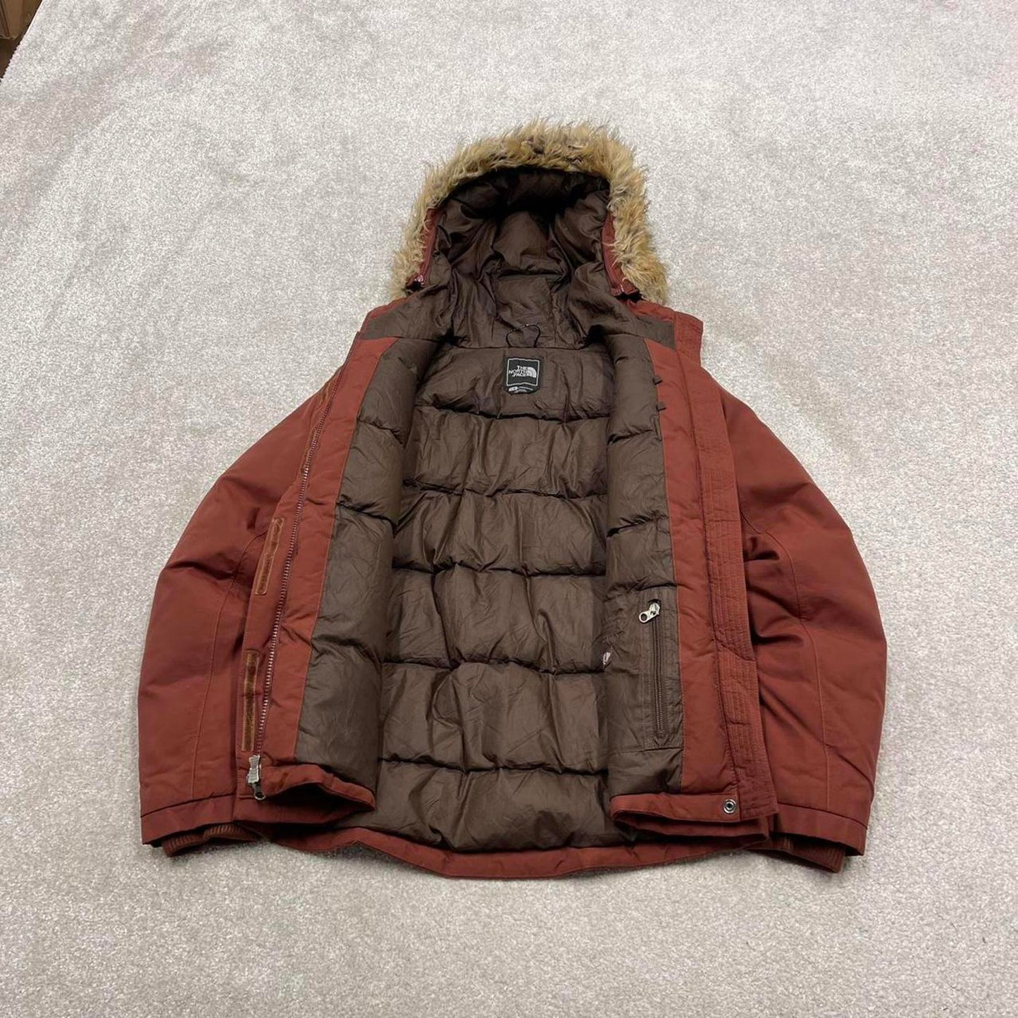 North Face HyVent puffer jacket L women's burgundy y2k 00s style tech windbreaker autumn winter