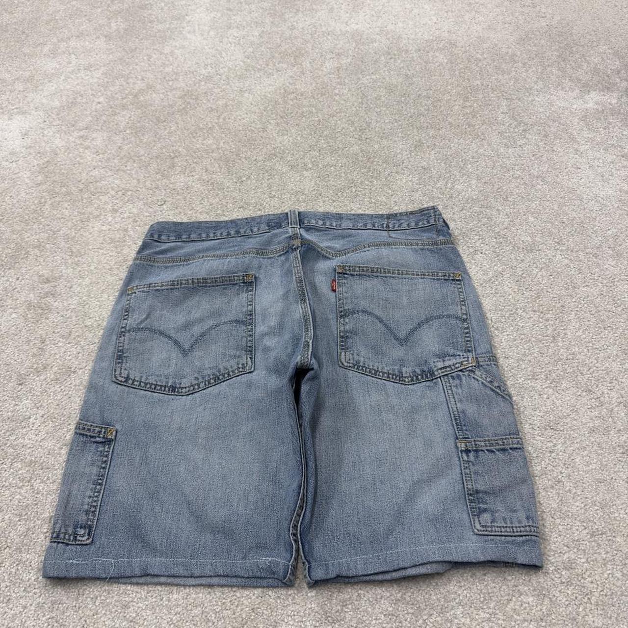 Levi’s denim carpenter shorts blue loose leg cargo jorts skate style summer