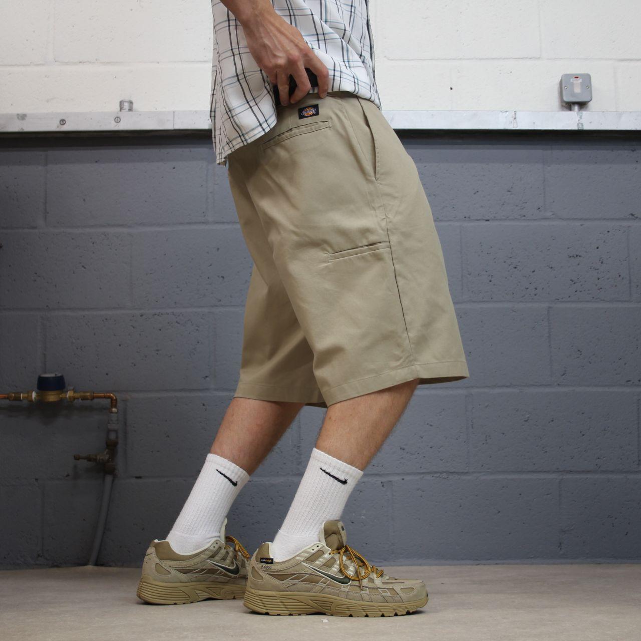 Dickies chino shorts carpenter relaxed khaki Chino skater / surf shorts loose fit festival