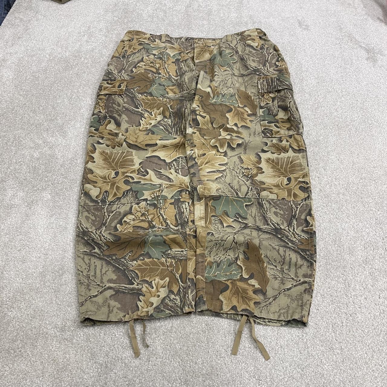 Wide leg baggy camo cargo pants Y2K brown USA made baggy trousers Advantage camouflage pattern