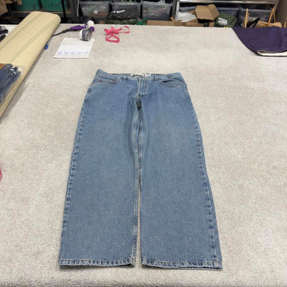 Vintage Y2K Levi’s 550 jeans blue W38L30 Loose straight leg 00s style denim pants red tab logo