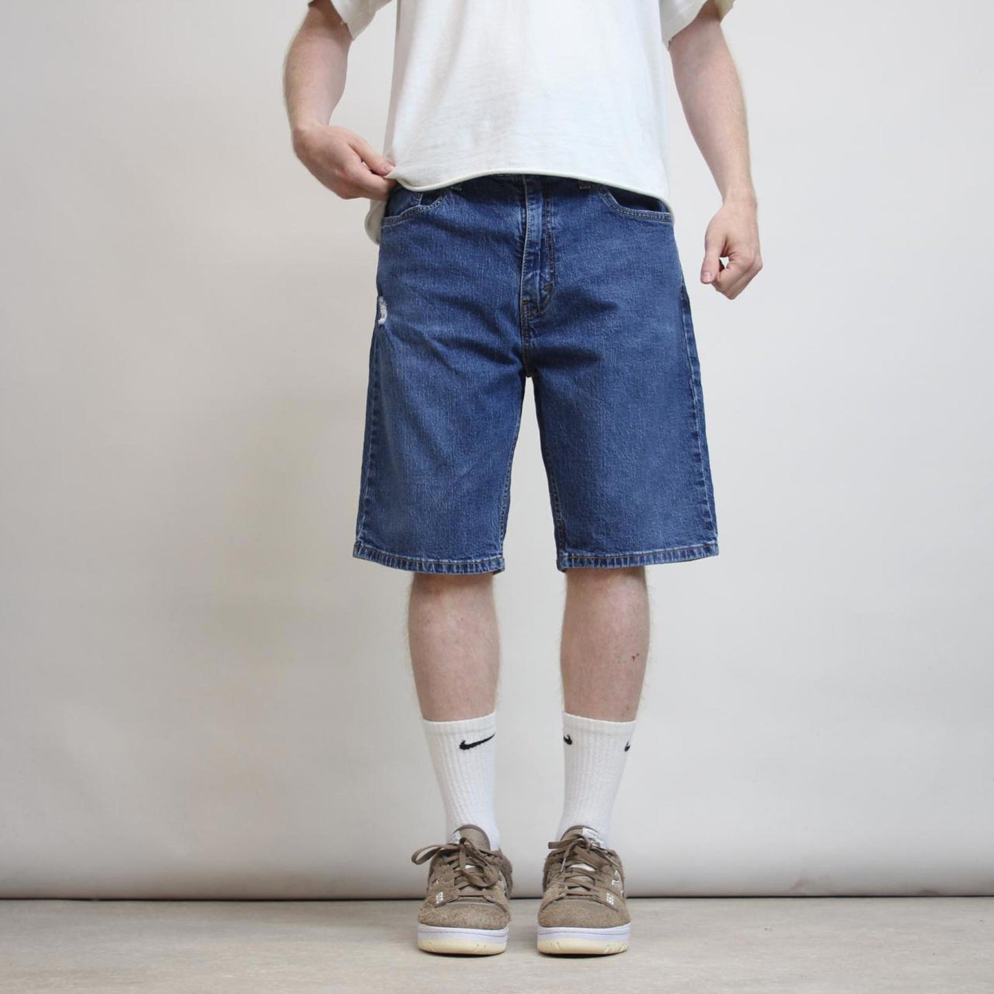 Vintage Mens Levi’s 405 jorts W36
