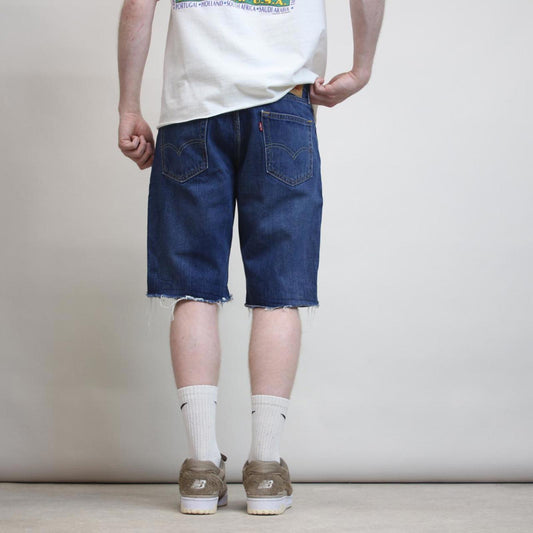 Mens Levi’s denim shorts W34
