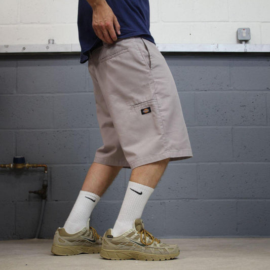Dickies carpenter chino shorts grey Chino style skater shorts loose leg festival