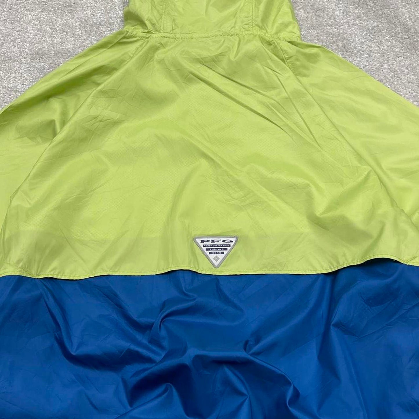 Y2K Columbia PFG technical windbreaker jacket green blue Lightweight packable hooded coat adjustable