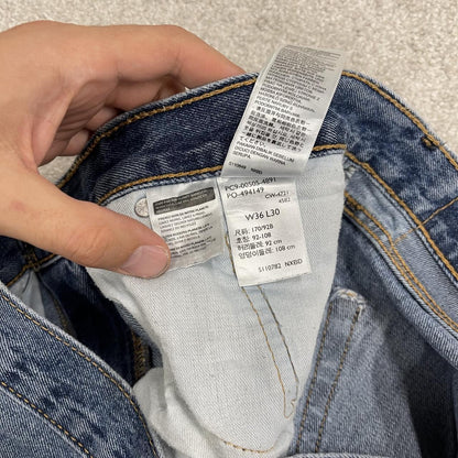 Levi’s 505 jeans Y2K W36L30 blue Levi’s straight leg surf style pants, red tab logo