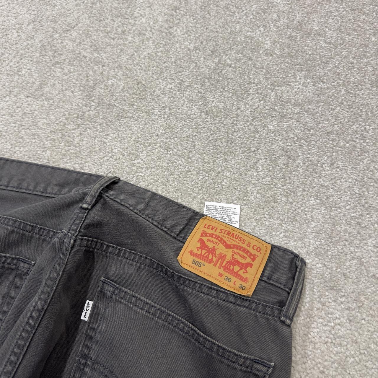 Levi’s 505 jeans y2k W40L30 grey straight leg 2000s style red tab logo pants