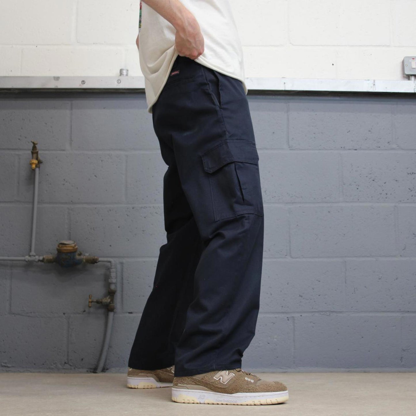 Navy Dickies cargo trousers W34L30 loose utility pocket cargo skater style