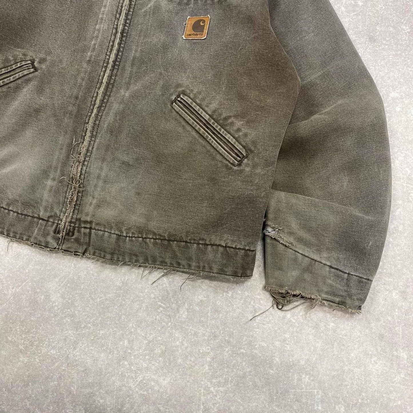 Vintage brown Carhartt Detroit jacket L J43 CHT blanket lined boxy cropped fit