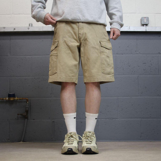 Carhartt cargo shorts loose canvas khaki Canvasy relaxed fit skate style shorts