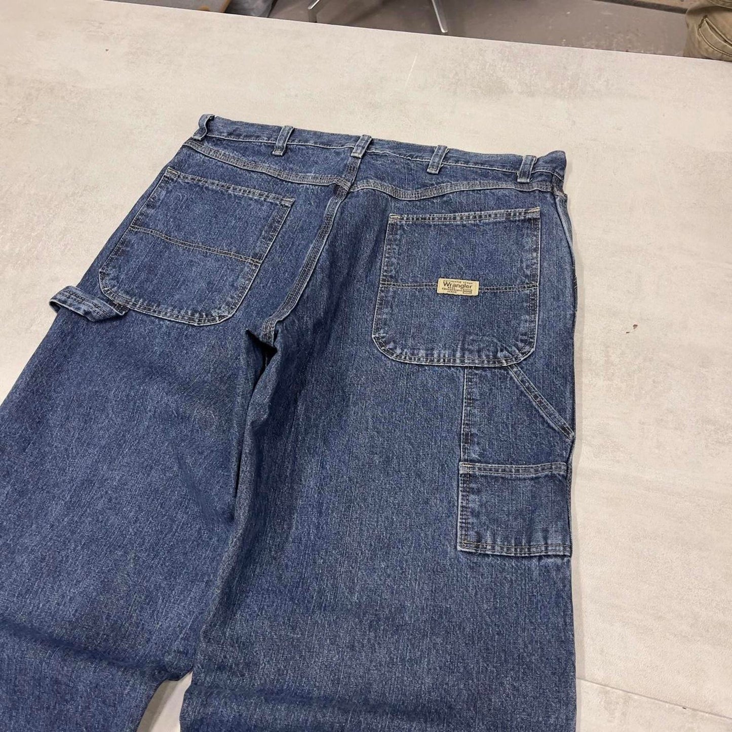 Blue Wrangler carpenter jeans W34L34 loose baggy cargo skater style jeans
