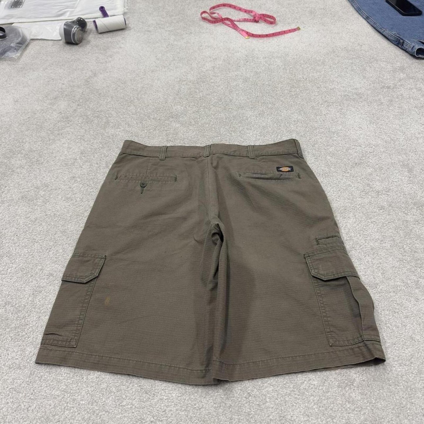 Dickies loose cargo shorts faded green Chino style skater shorts loose leg festival