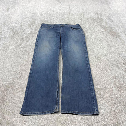 Vintage blue Carhartt jeans W36L32 relaxed denim 90s style skater jeans patch logo