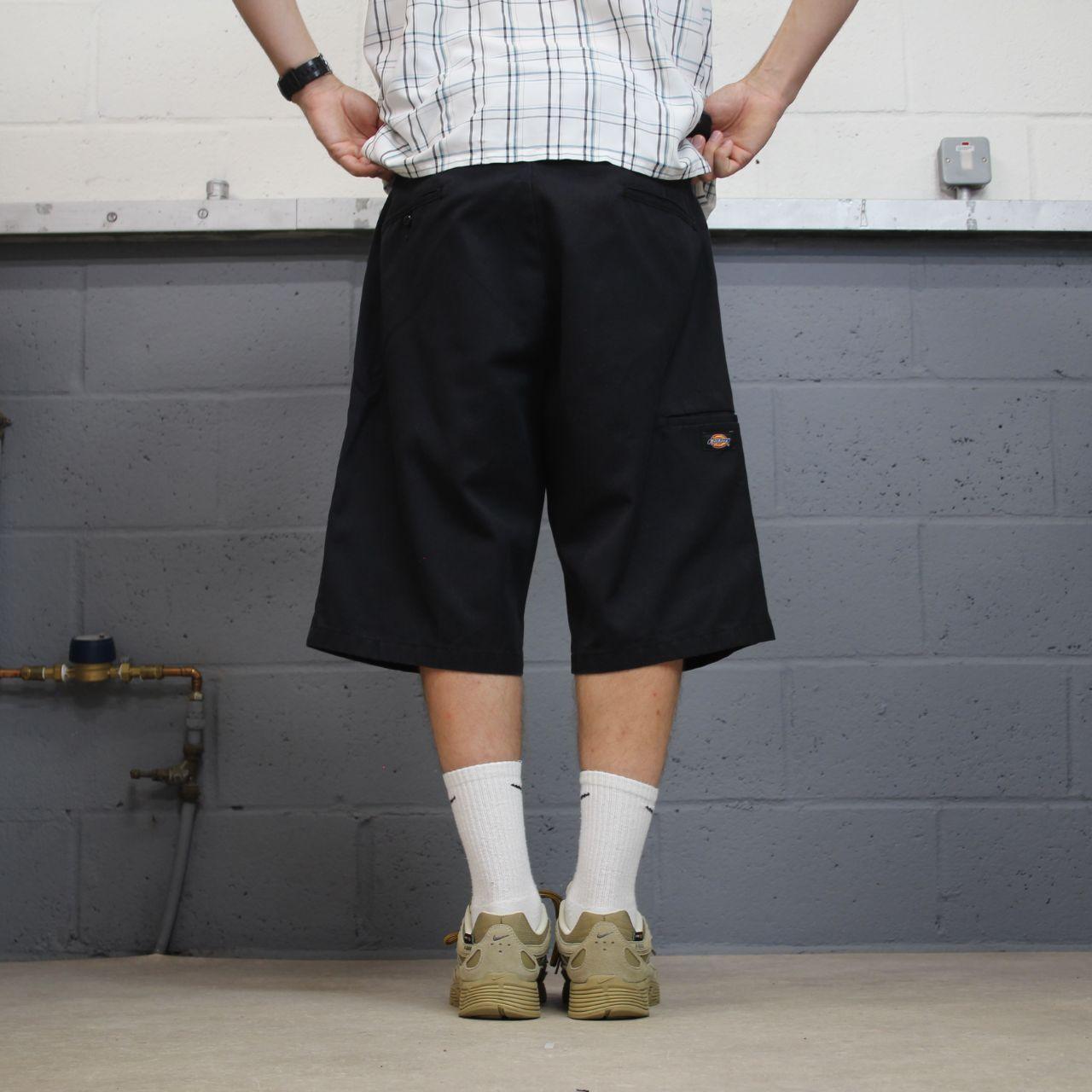Dickies chino shorts carpenter black Chino style skater shorts long loose leg festival