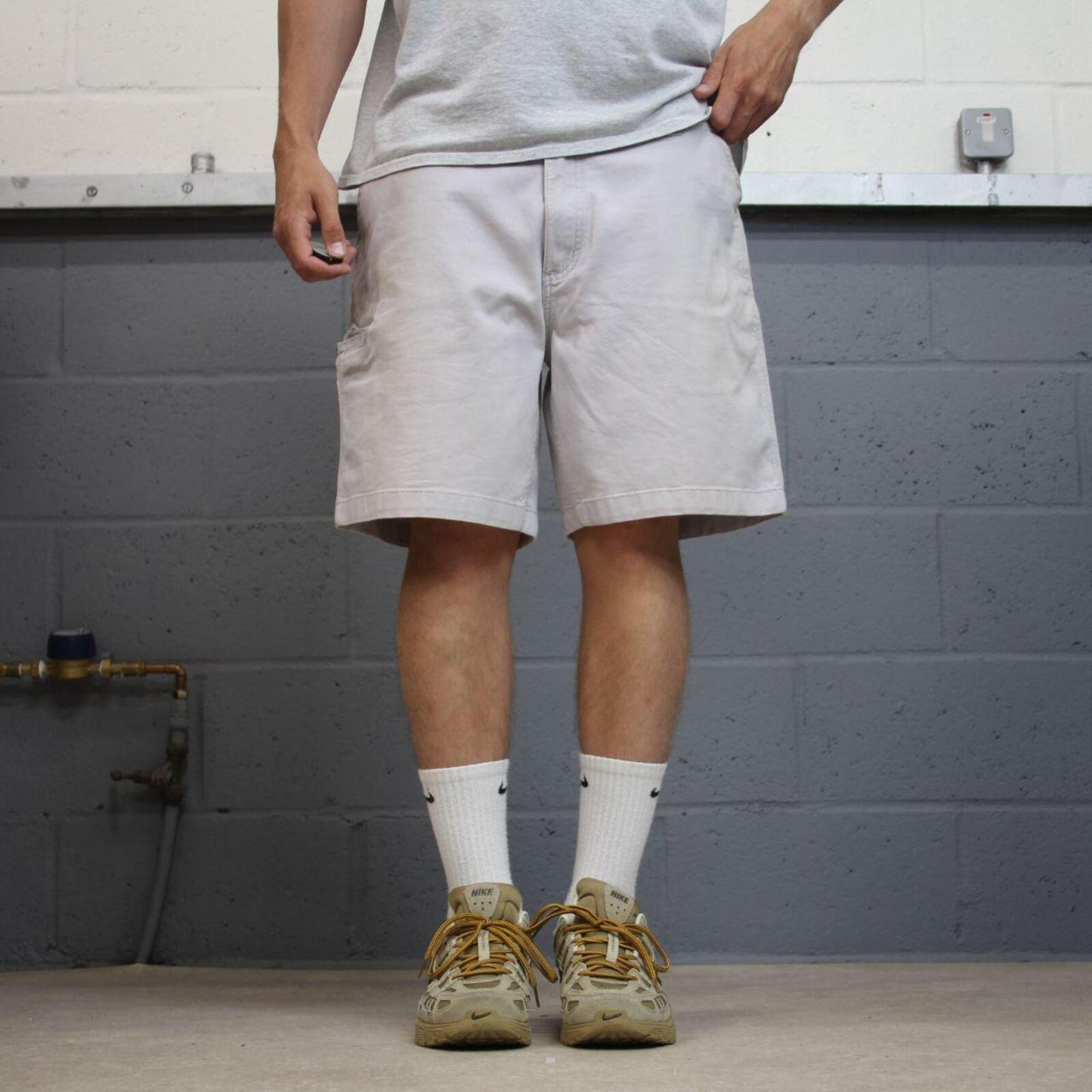 Carhartt cargo shorts canvas lilac grey Canvas relaxed fit skate style work shorts