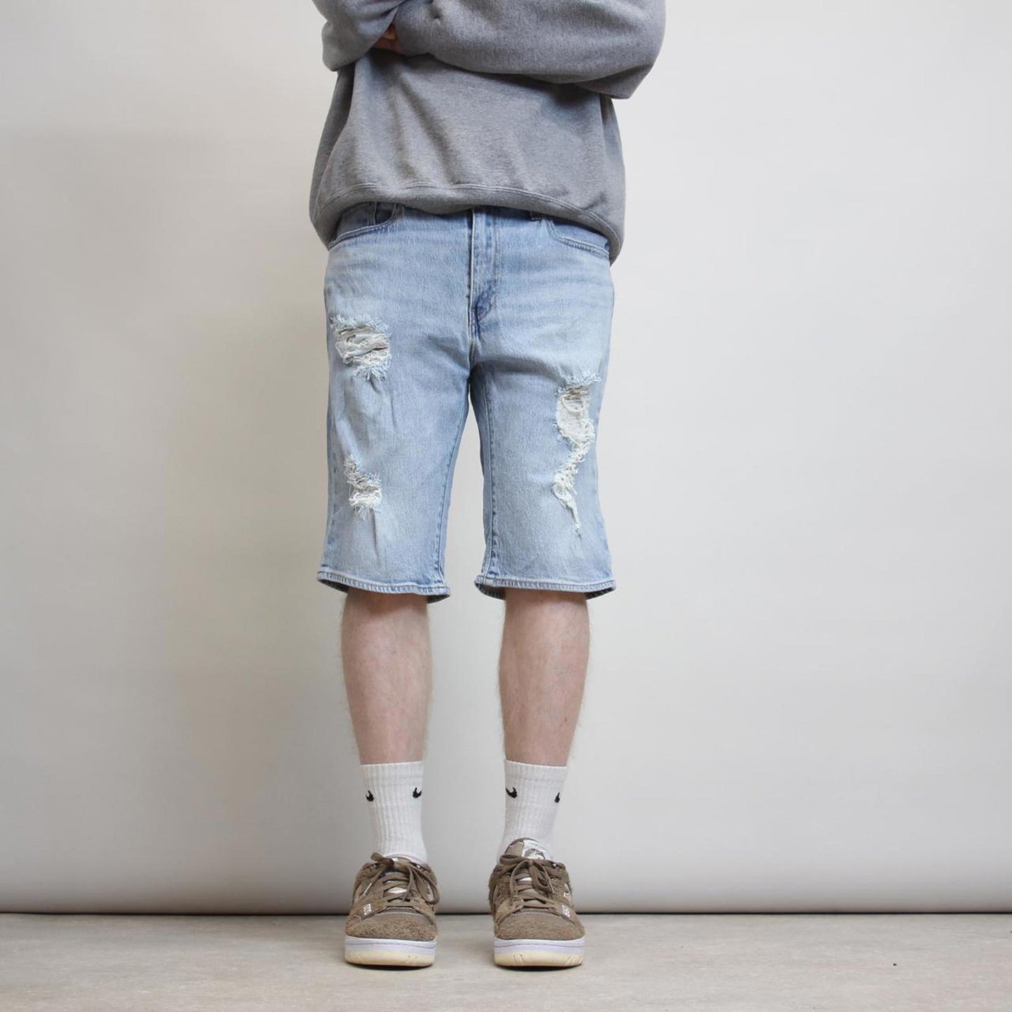 Levi's jean shorts W33