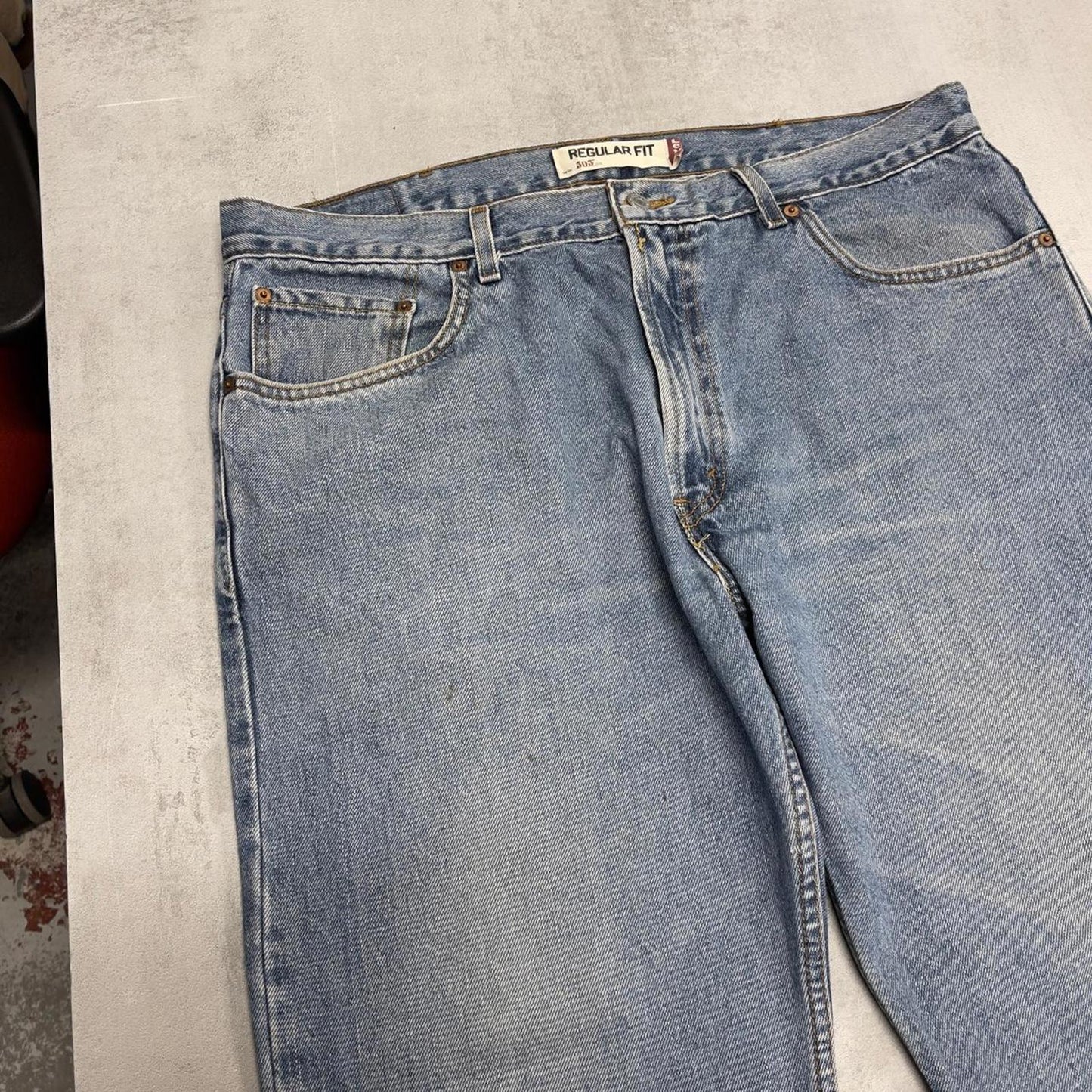 Blue Levi's jeans W38 L29