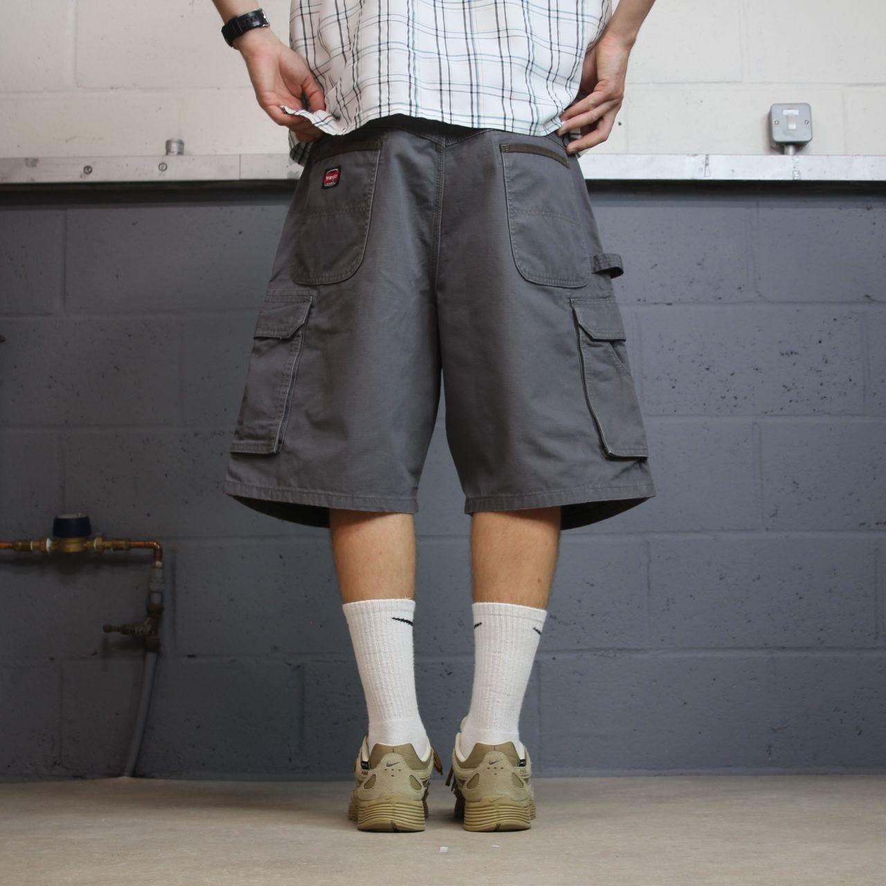 Wrangler baggy cargo shorts grey W40 canvas summer holiday utility