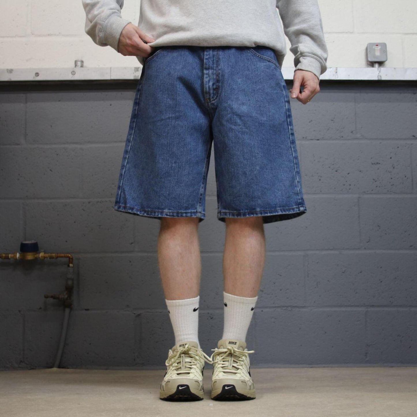 Lee Y2K denim shorts loose blue 100% cotton skate style summer shorts