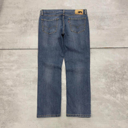 Levis jeans W34 L28