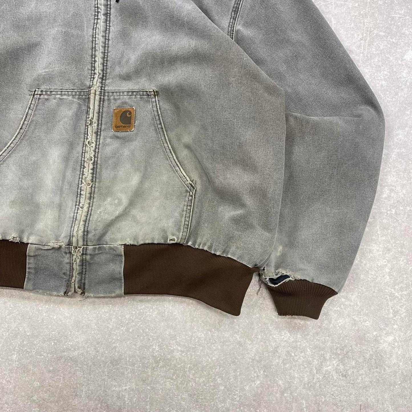 Vintage brown Carhartt hooded active jacket 2XL (fits XL) 90s style thick bomber