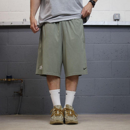 Baggy Nike sports shorts y2k green Casual style comfy loose floaty summer gym shorts