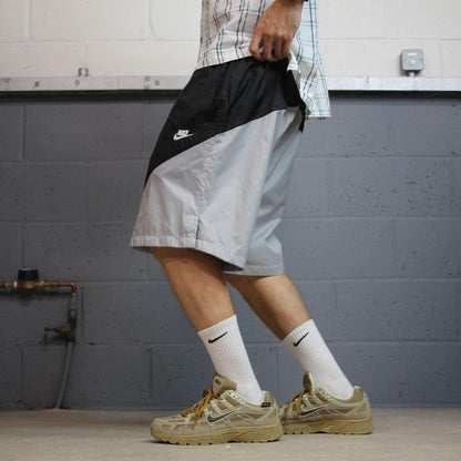 Nike sports shorts y2k loose black Mesh lined comfy floaty summer gym shorts