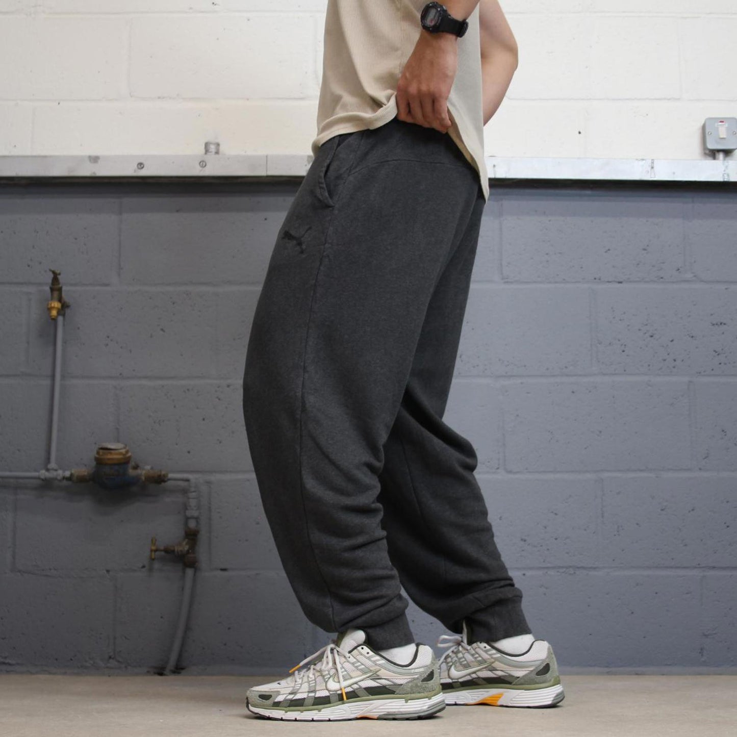 Baggy grey Puma joggers XL y2k style sportswear track pants loose fit