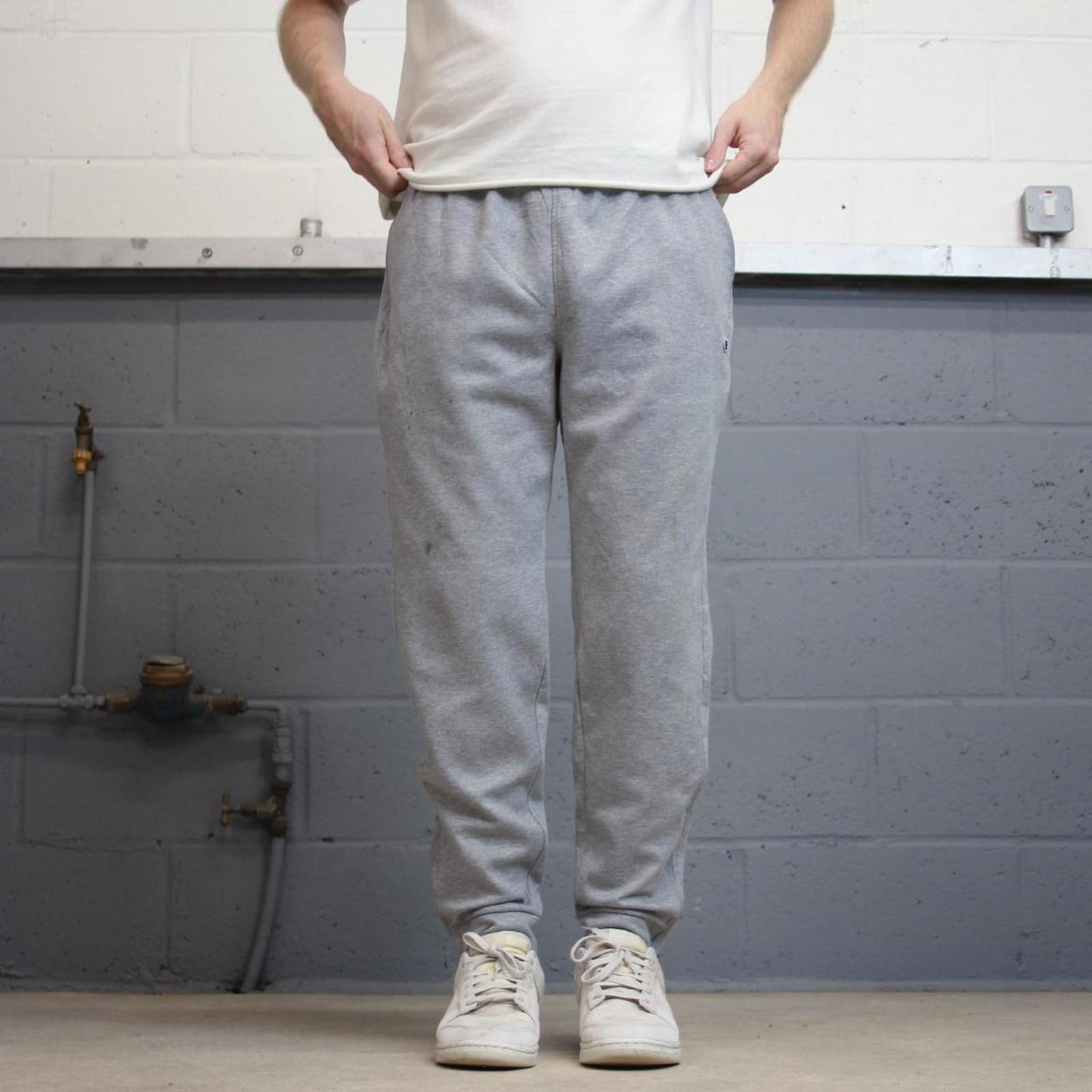 Y2k grey Champion joggers L mens gym comfy sweatpants embroidered logo