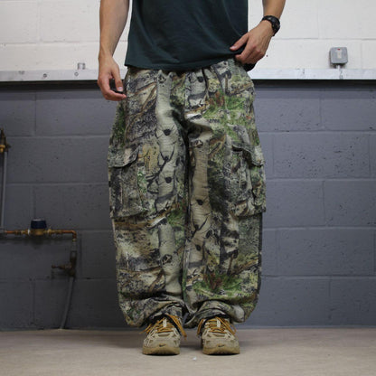 Vintage Mossy Oak baggy camo cargo pants green Loose leg camouflage Y2K hunting style trousers