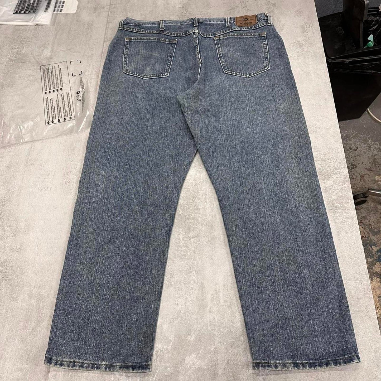 Blue Wrangler Jeans W40 L30 Loose denim skate pants