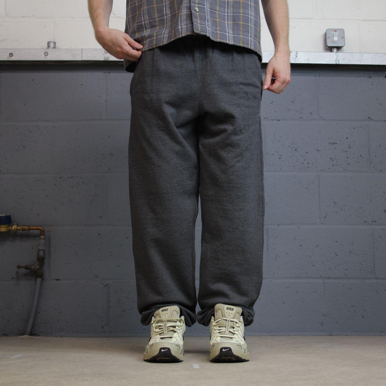 Champion grey joggers loose leg cuffed y2k Loose casual 2000s style jogging bottoms